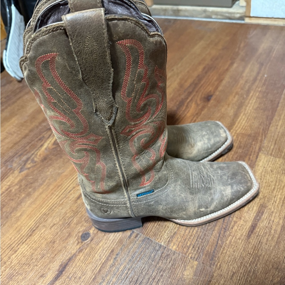 Ariat Brown Leather Boots with Red Lining